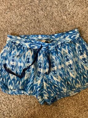Joie blue and white Ikat print silk shorts